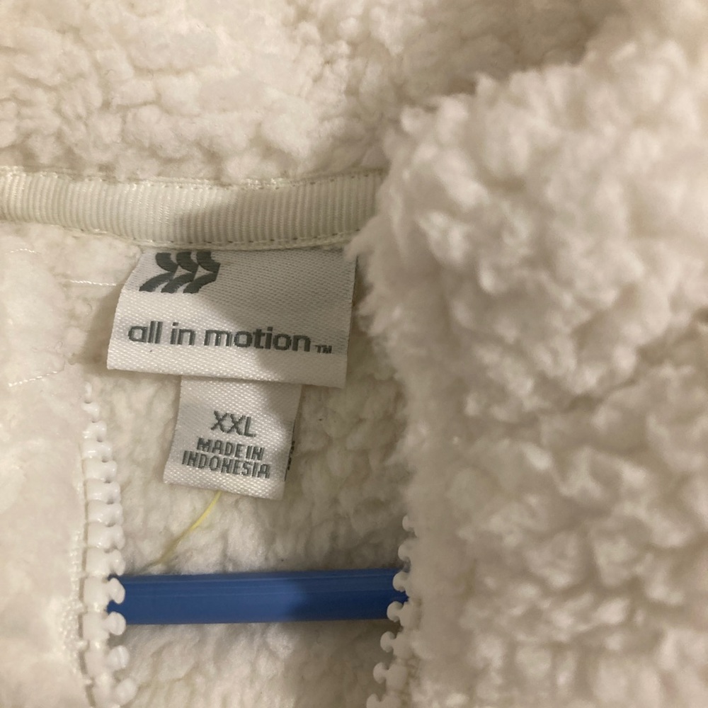 🌟🌟Host Pick🌟🌟All in Motion Sherpa Hoodie - Picture 4 of 4